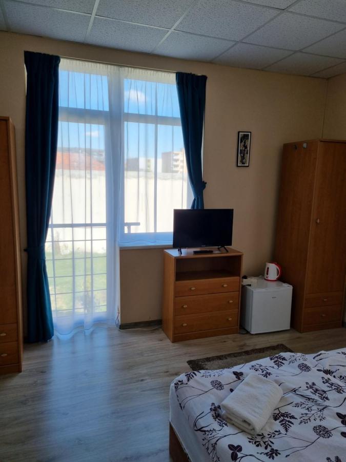 Penzion Arcadia Nove Zamky Exterior photo